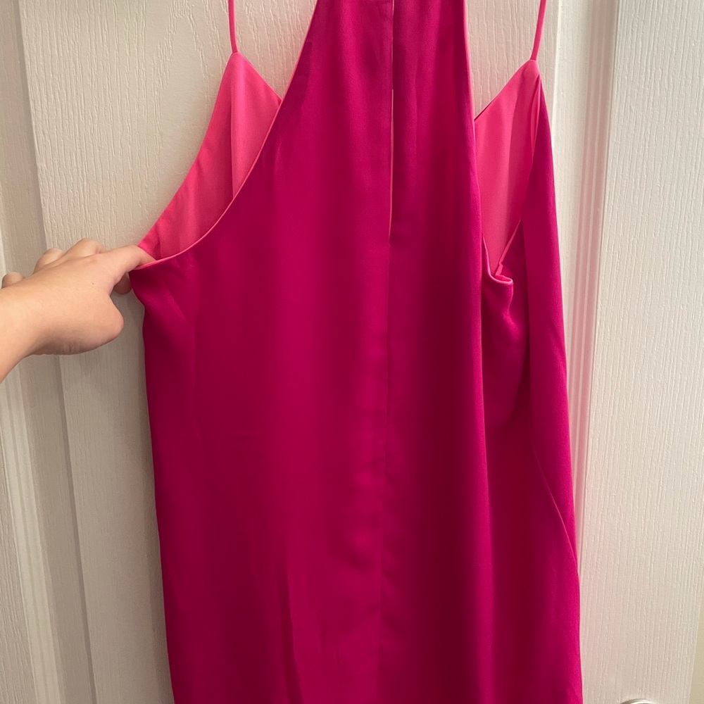 Reversible Express Tank Top - Picture 4 of 5